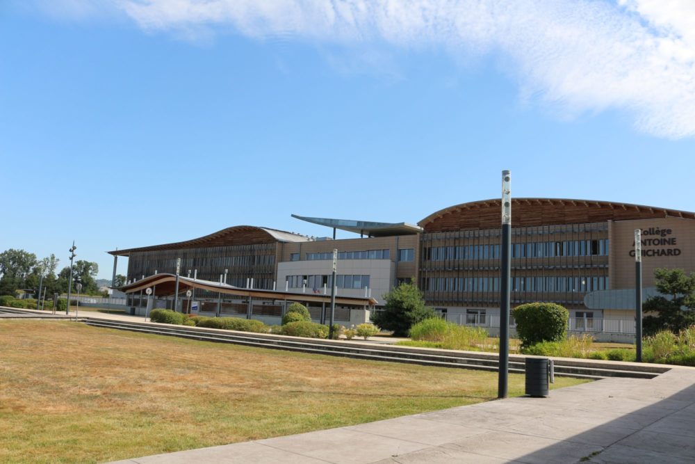 Enseignante poignardée dans un collège du Var : ÇA SUFFIT !